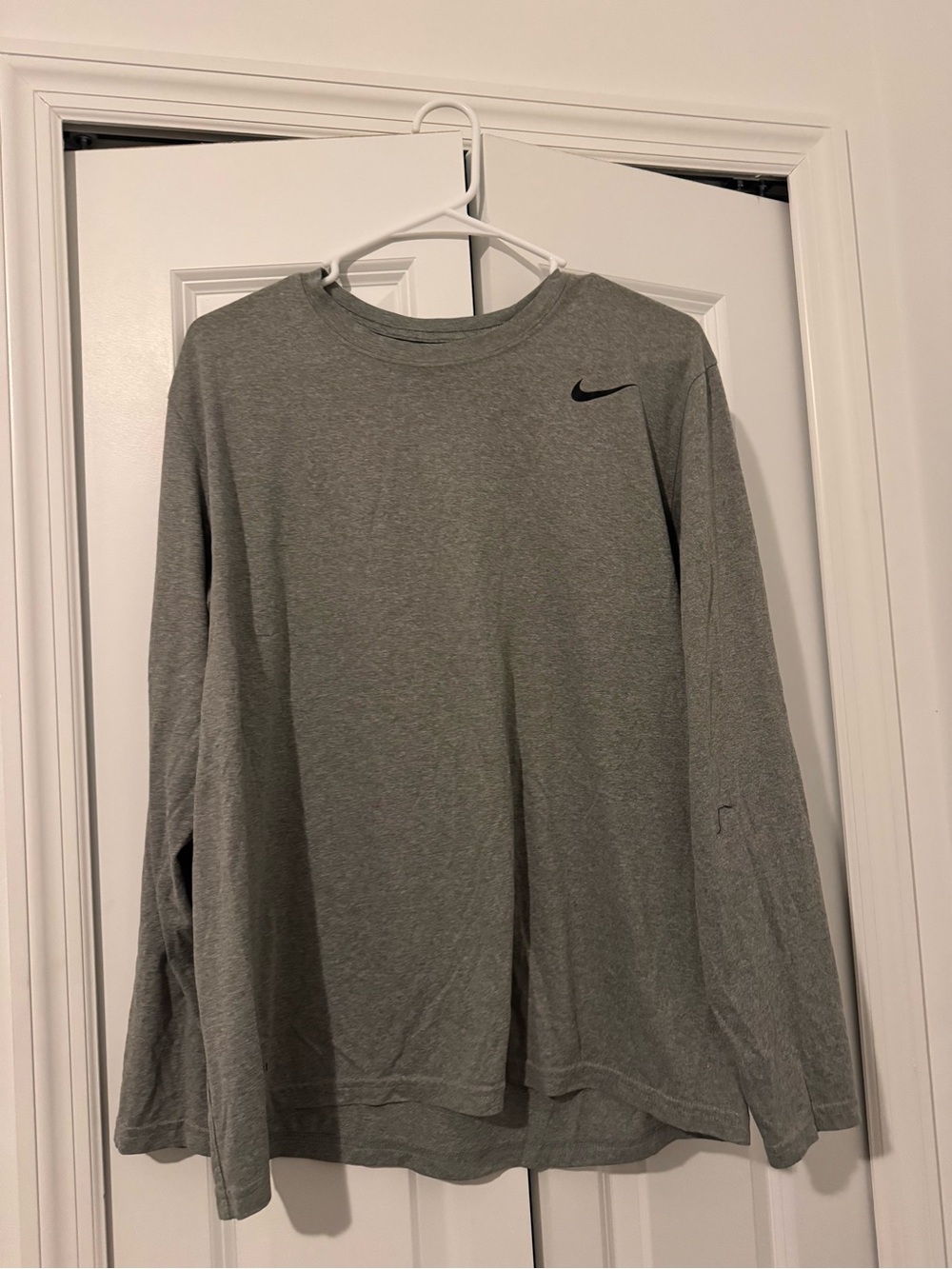 Nike Long-Sleeve Dri Fit Shirt Size L